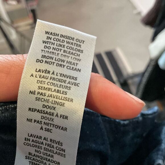 Good American Skinny Jeans - Picture 9 of 9